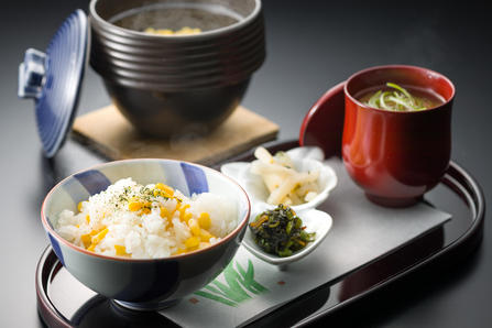 「個室料亭」今月の厳選素材料理の写真
