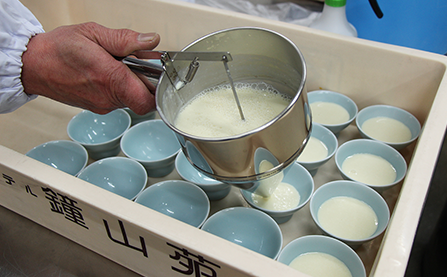画像:富士山の名水豆腐2種