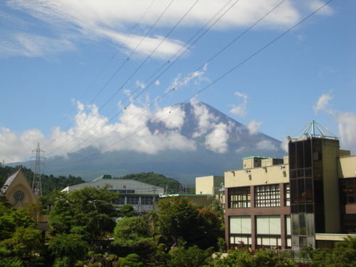 河口湖周辺　温泉宿　富士山に登って来ました。