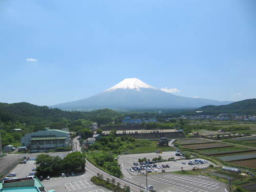 山梨県　温泉宿　「本日の富士山」