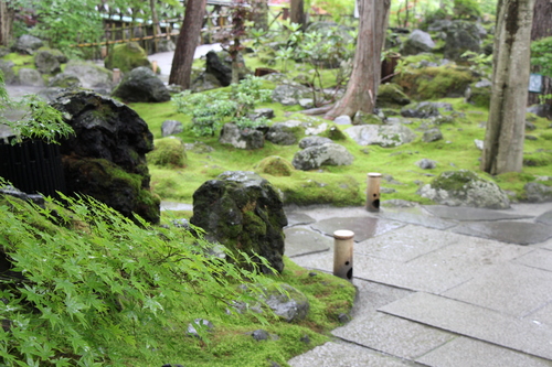 富士山温泉ホテル鐘山苑：庭園