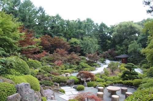 富士山温泉ホテル鐘山苑：庭園