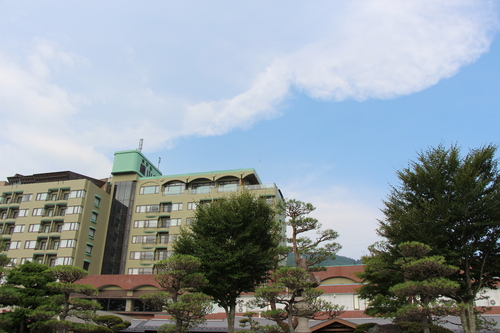 富士山温泉ホテル鐘山苑：庭園