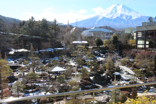 冬の庭園情報｜富士山温泉ホテル鐘山苑  