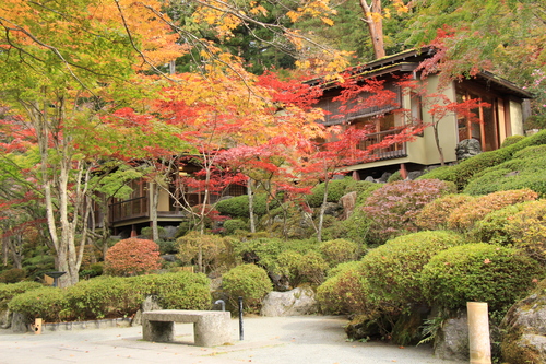 富士山温泉ホテル鐘山苑